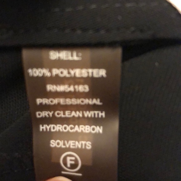 Sleeveless black Calvin Klein dress - Picture 3 of 3